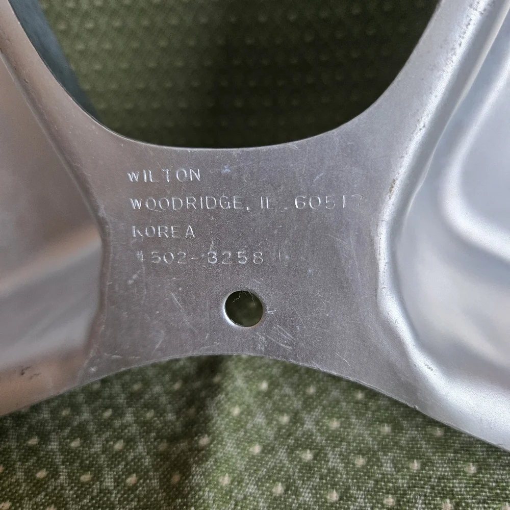 Wilton Horseshoe or Letter C or Letter U Cake Pan Vintage